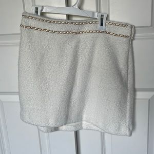 Knit chain trimmed mini skirt